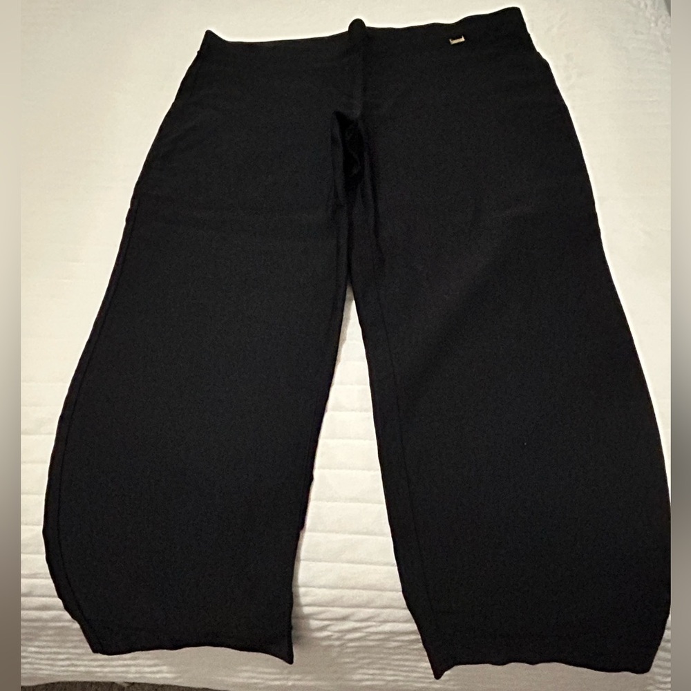 Anne Klein Black Poly blend Stretch Black Pull-on Trousers with Gold Accent-XL